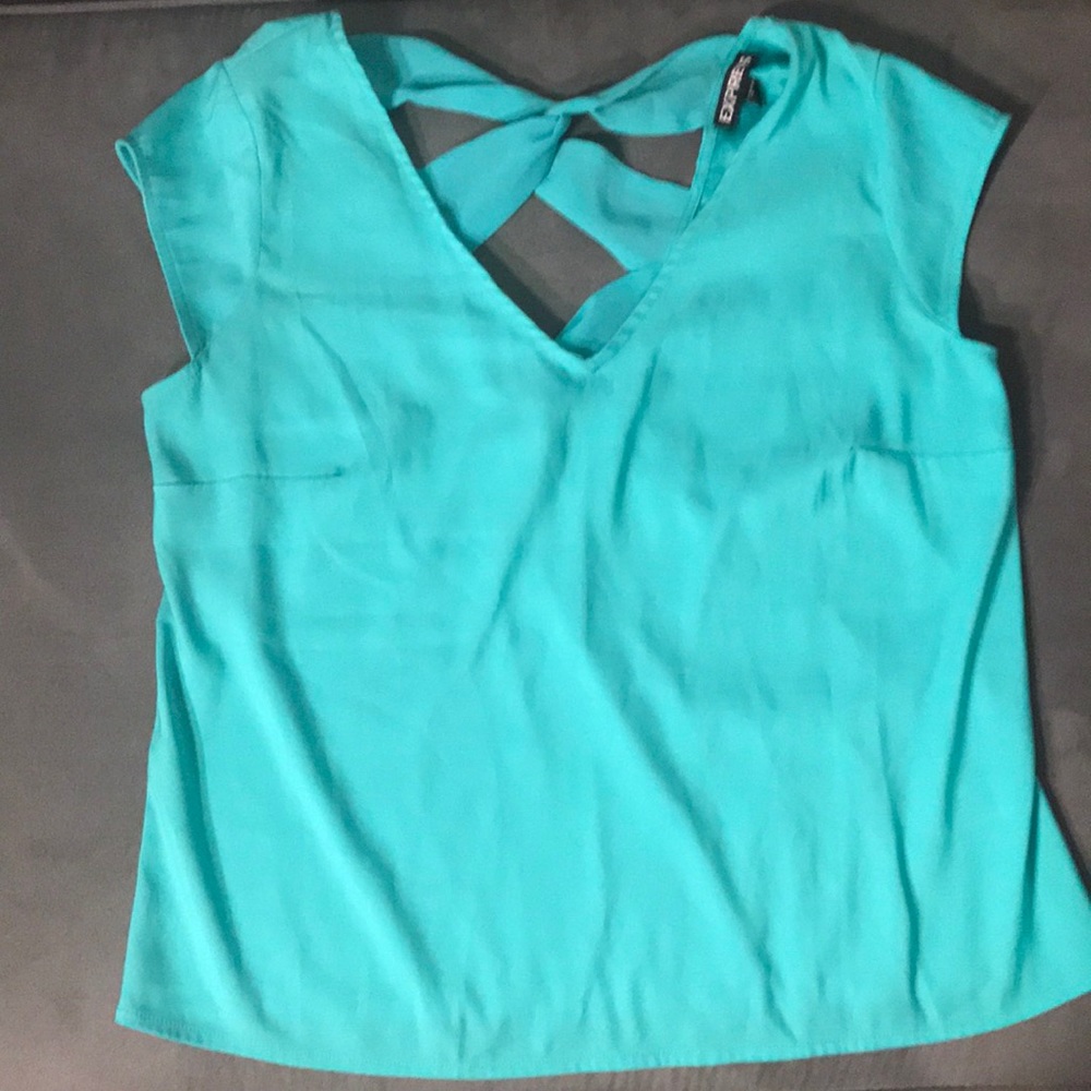 Express crop cross back top